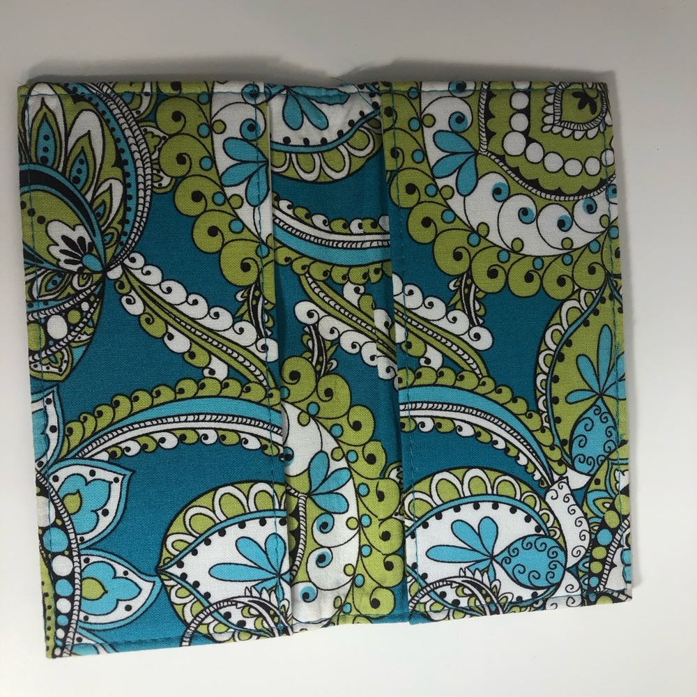 3 Retired Vera Bradley Peacock Pattern - Tote, Wristlet Purse and Checkbook Case - Picture 3 of 16